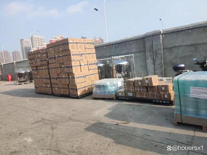 物流专线,打造专业,快捷的运输服务,穿梭于城市